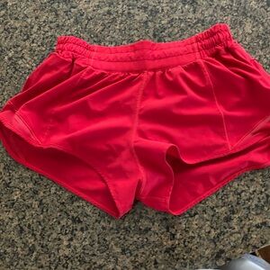 Lululemon Hotty Hot Shorts 2.5 inch seam and a size 6